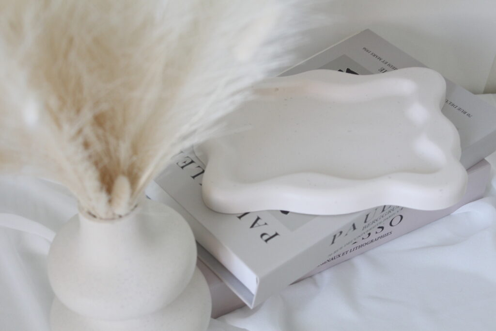 Support plateau en jesmonite