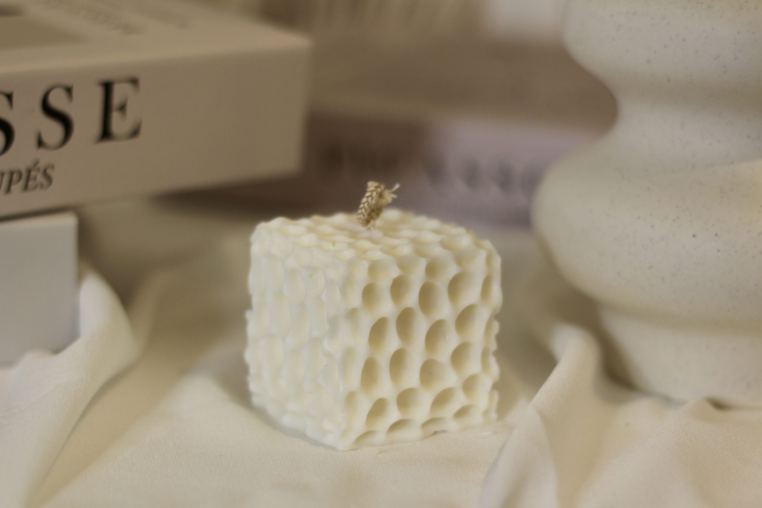 Bougie décorative sculpturale en cire de soja naturelle