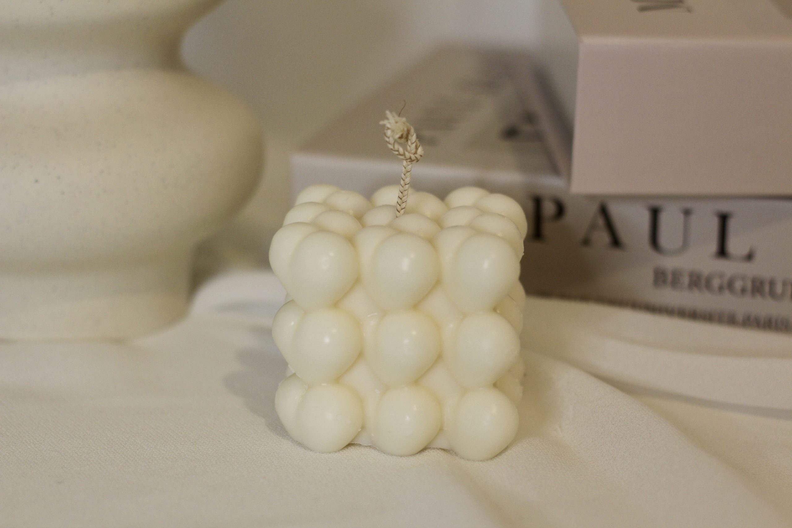 Bougie décorative sculpturale en cire de soja naturelle