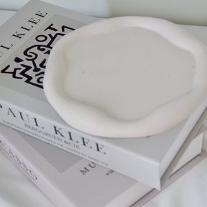 Support plateau en jesmonite